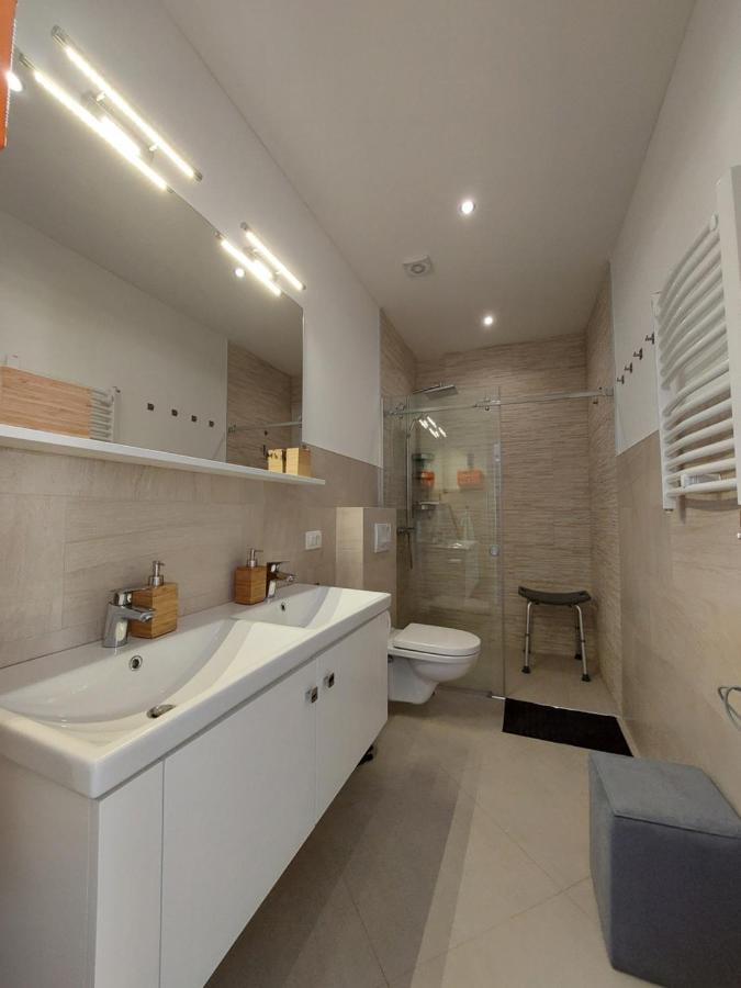 Modern Top Floor Sea View 3Br With Pools, Spa & Fitness Bečići Екстериор снимка