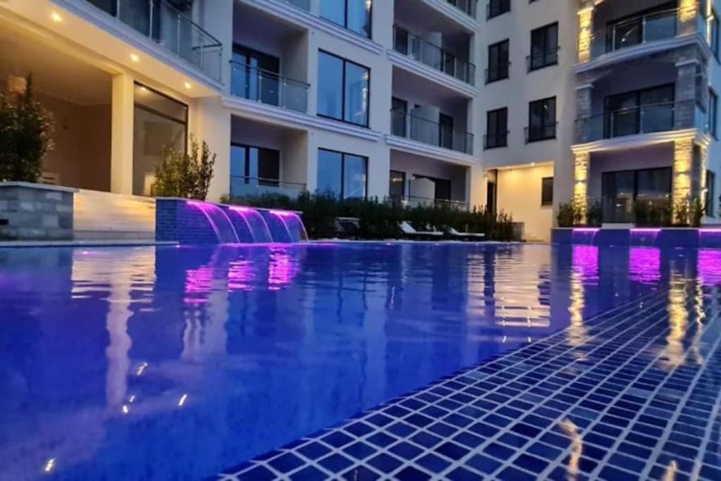 Modern Top Floor Sea View 3Br With Pools, Spa & Fitness Bečići Екстериор снимка